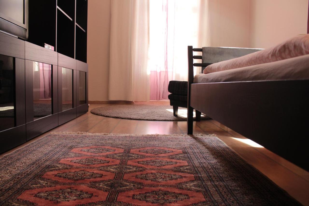 Yasmine Flat Apartment Будапеща Екстериор снимка
